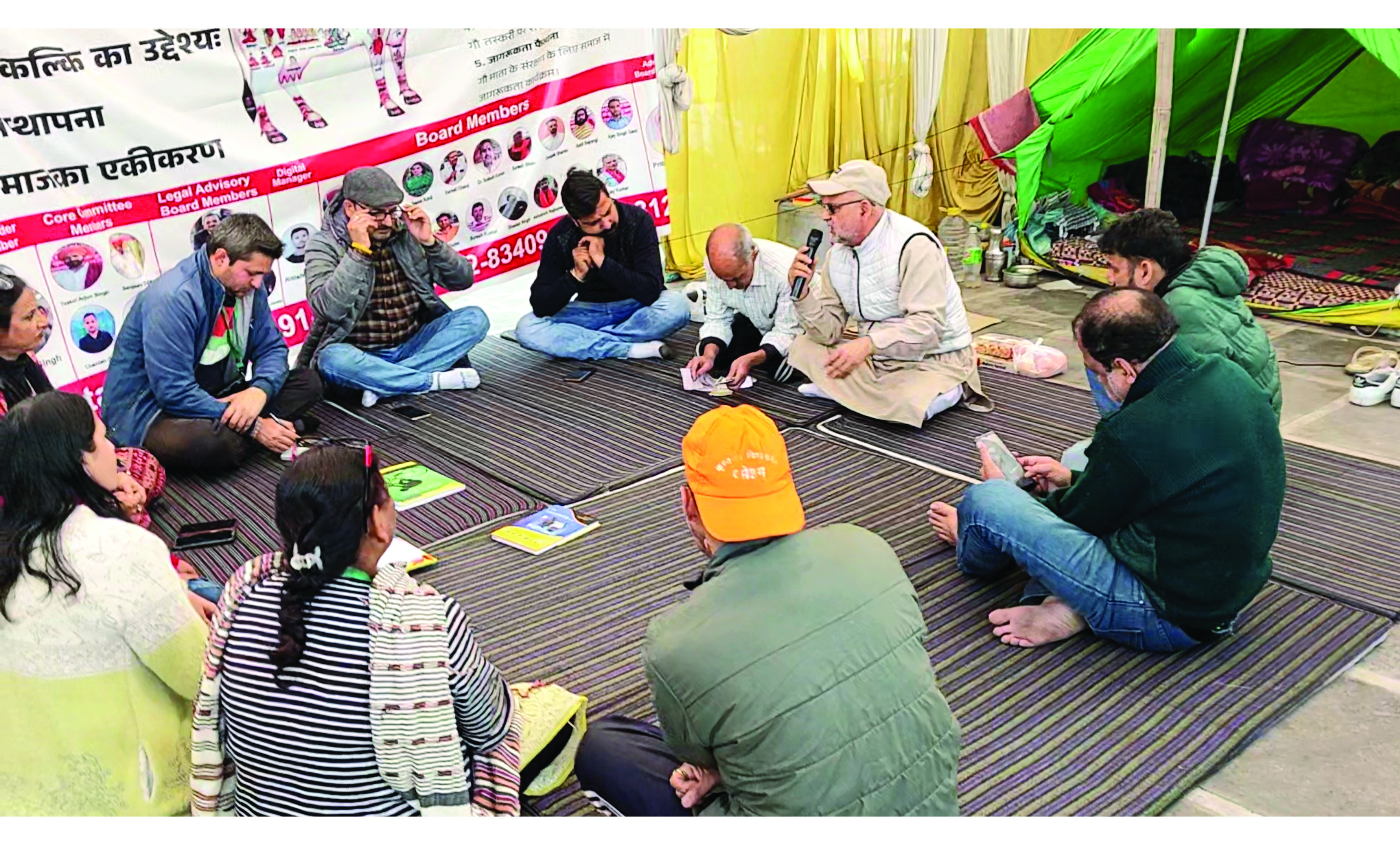 गौ माता को राष्ट्र माता घोषित करने की मांग पर मूवमेंट कल्कि का आंदोलन जारी