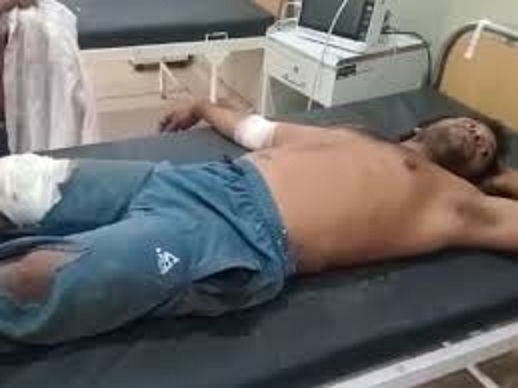एक ही परिवार के चार लोग घायल एक ही परिवार के चार लोग घायल