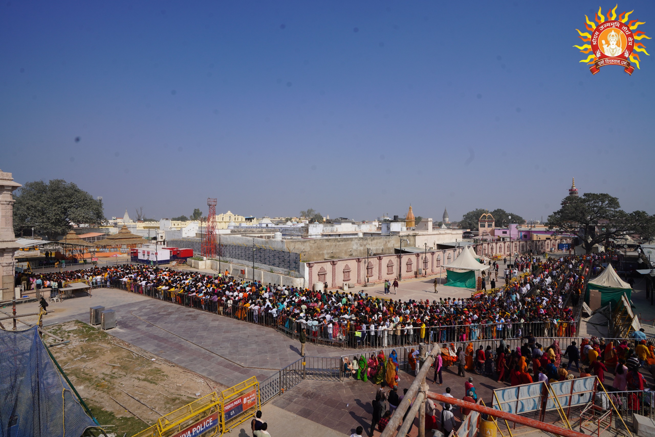 अयोध्या में श्रद्धालुओं का बसंत , आंकड़ा एक करोड़ के पार अयोध्या में श्रद्धालुओं का बसंत , आंकड़ा एक करोड़ के पार