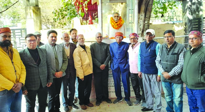श्रद्धांजलि के दौरान श्रद्धांजलि के दौरान