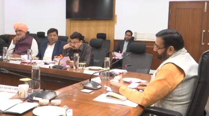 हरियाणा मंत्रिमंडल की बैठक में खाली पड़ी अनिल विज की कुर्सी हरियाणा मंत्रिमंडल की बैठक में खाली पड़ी अनिल विज की कुर्सी