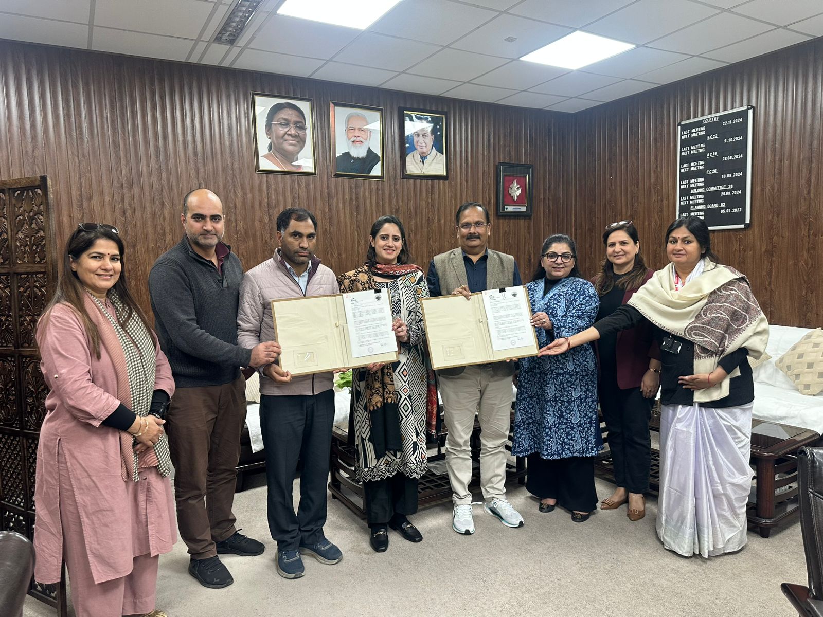 फिक्की एफएलओ जेकेएल और सीयूजे ने समझौता ज्ञापन पर हस्ताक्षर किए फिक्की एफएलओ जेकेएल और सीयूजे ने समझौता ज्ञापन पर हस्ताक्षर किए