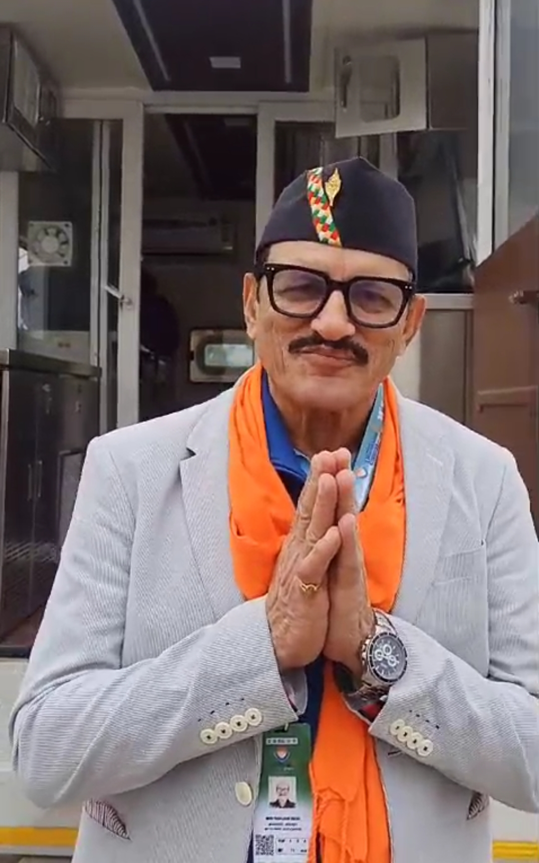 भारतीय हॉकी टीम के पूर्व गोलकीपर और चक दे इंडिया फेम मीररंजन नेगी। भारतीय हॉकी टीम के पूर्व गोलकीपर और चक दे इंडिया फेम मीररंजन नेगी।