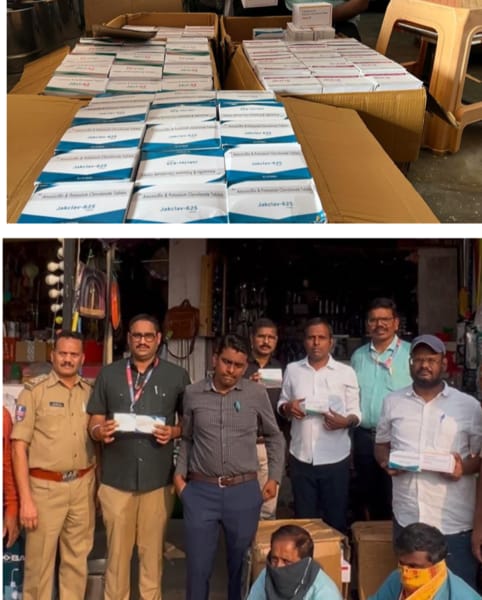 तेलंगाना ड्रग्स विभाग की कार्रवाई में पकड़े गए आरोपित तेलंगाना ड्रग्स विभाग की कार्रवाई में पकड़े गए आरोपित
