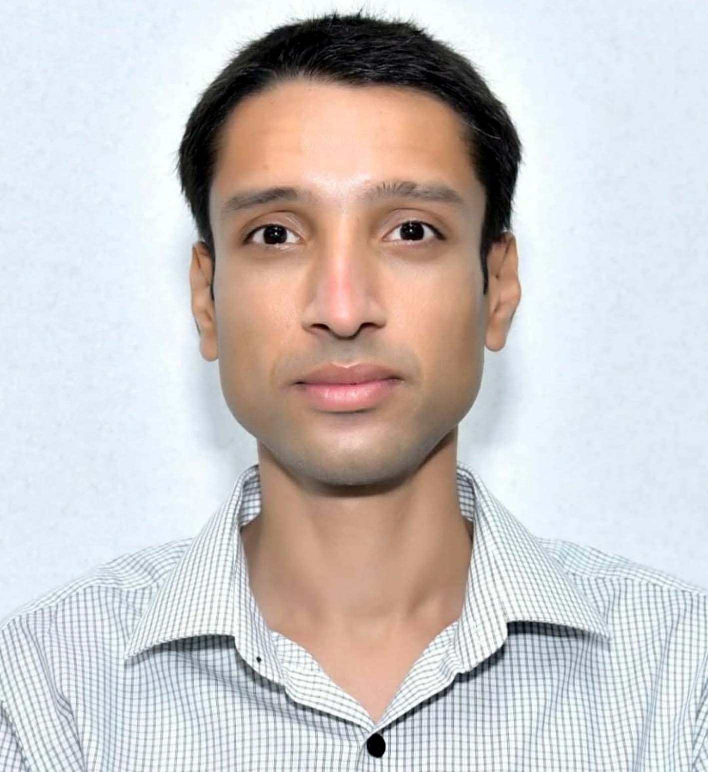 जिला निर्वाचन अधिकारी एवं उपायुक्त अनीश यादव जिला निर्वाचन अधिकारी एवं उपायुक्त अनीश यादव