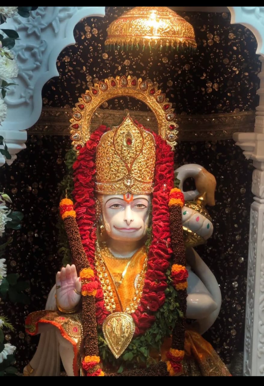 मंदिर में स्थापित बालाजी की प्रतिमा मंदिर में स्थापित बालाजी की प्रतिमा