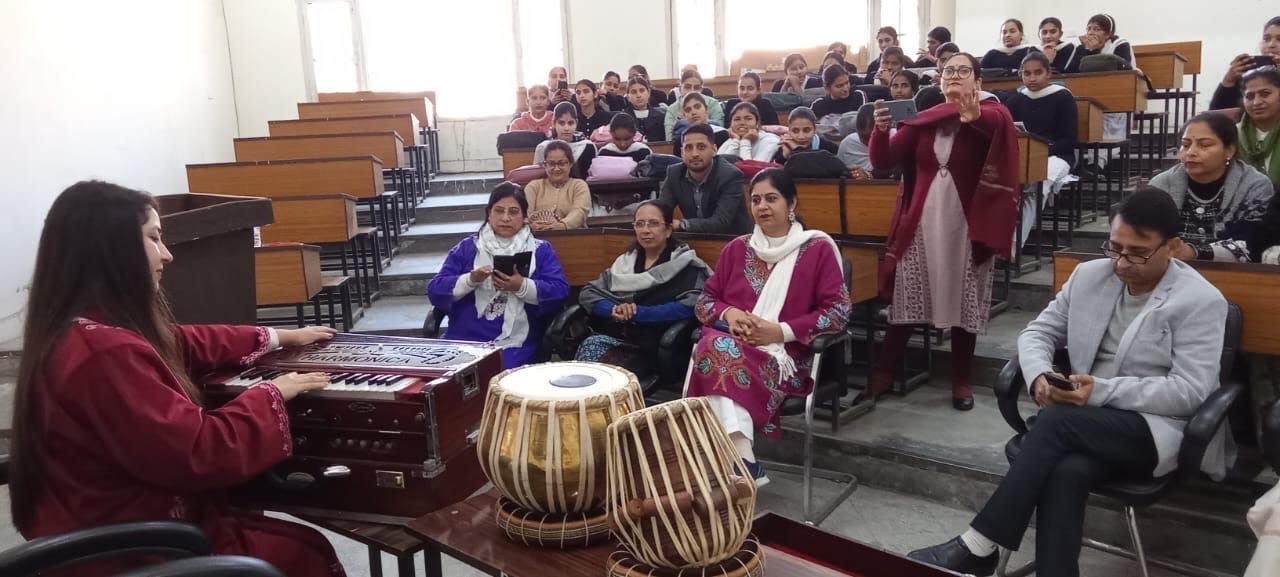 Small cultural program organized on personality development in Women's Degree College Small cultural program organized on personality development in Women's Degree College