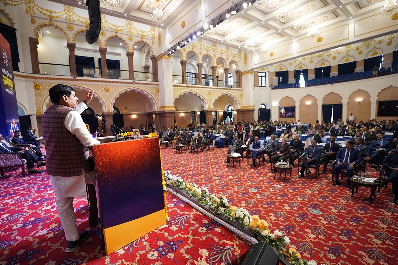 आईपीएस सर्विस मीट को संबोधित करते हुए आईपीएस सर्विस मीट को संबोधित करते हुए