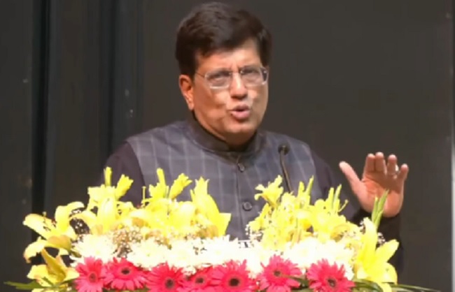 कार्यक्रम को संबोधित करते हुए केंद्रीय वाणिज्य मंत्री पीयूष गोयल कार्यक्रम को संबोधित करते हुए केंद्रीय वाणिज्य मंत्री पीयूष गोयल