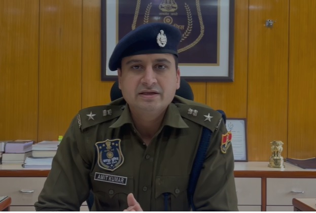 किरायेदार रखने वाले मकान मालिकों पर पुलिस की कड़ी नजरः डीसीपी पश्चिम अमित कुमार किरायेदार रखने वाले मकान मालिकों पर पुलिस की कड़ी नजरः डीसीपी पश्चिम अमित कुमार