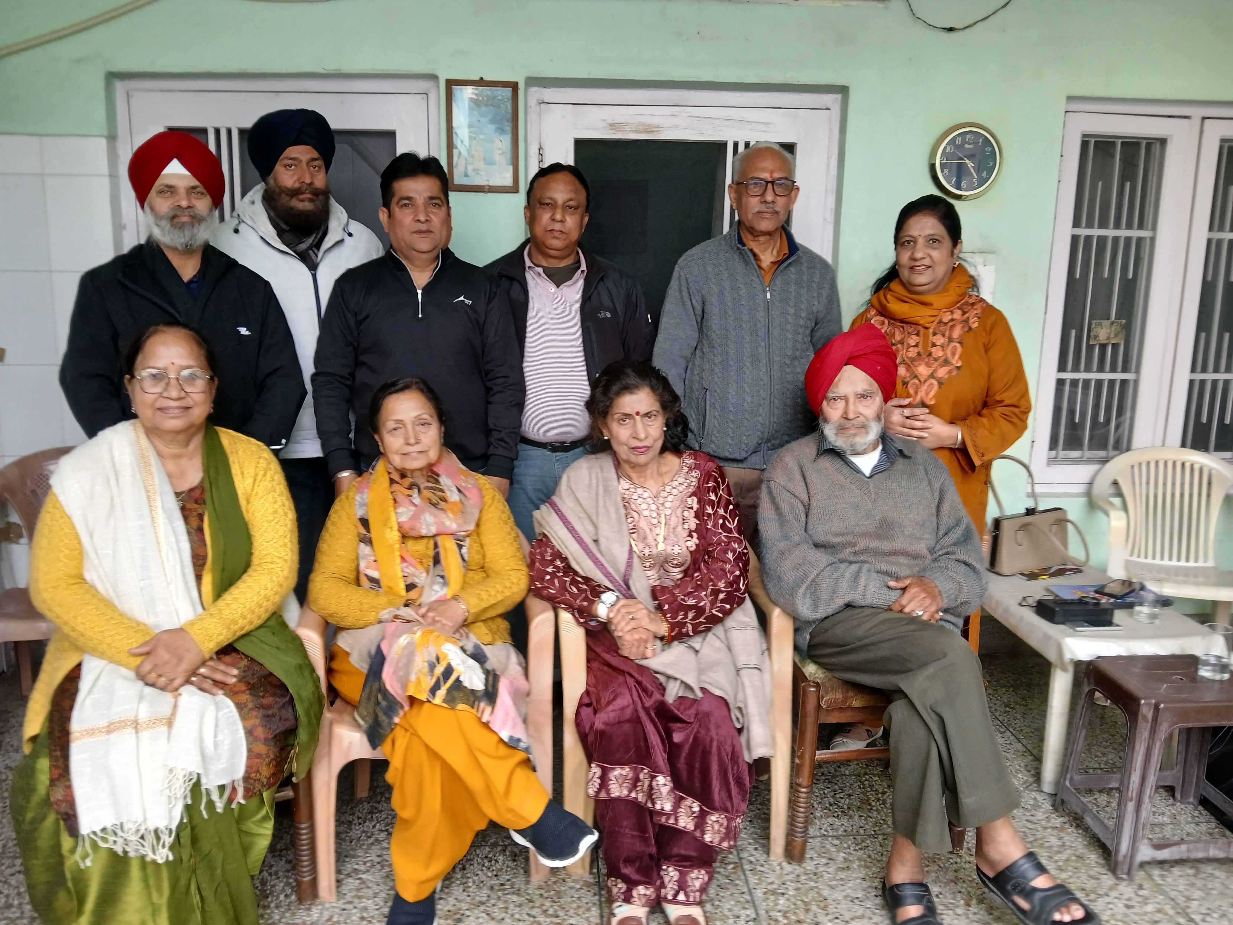 कहानी गोष्ठी में कलाकारों ने अपनी रचनाओं से श्रोताओं को किया मंत्रमुग्ध कहानी गोष्ठी में कलाकारों ने अपनी रचनाओं से श्रोताओं को किया मंत्रमुग्ध