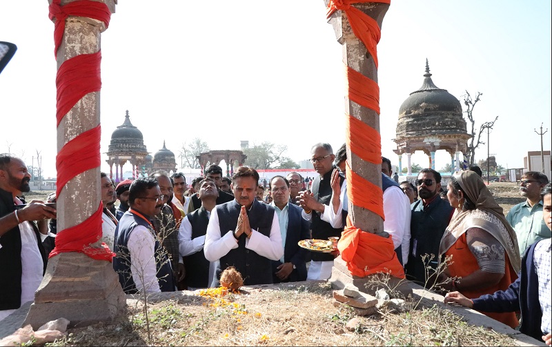 उप मुख्यमंत्री ने दो करोड़ से अधिक लागत के निर्माण कार्यों का किया लोकार्पण व भूमि-पूजन उप मुख्यमंत्री ने दो करोड़ से अधिक लागत के निर्माण कार्यों का किया लोकार्पण व भूमि-पूजन
