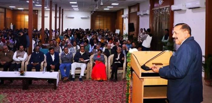 नई दिल्लीः राजधानी में विज्ञान भारती के नए परिसर का उद्घाटन करते केंद्रीय विज्ञान एवं प्रौद्योगिकी राज्य मंत्री (स्वतंत्र प्रभार) डॉ. जितेंद्र सिंह नई दिल्लीः राजधानी में विज्ञान भारती के नए परिसर का उद्घाटन करते केंद्रीय विज्ञान एवं प्रौद्योगिकी राज्य मंत्री (स्वतंत्र प्रभार) डॉ. जितेंद्र सिंह