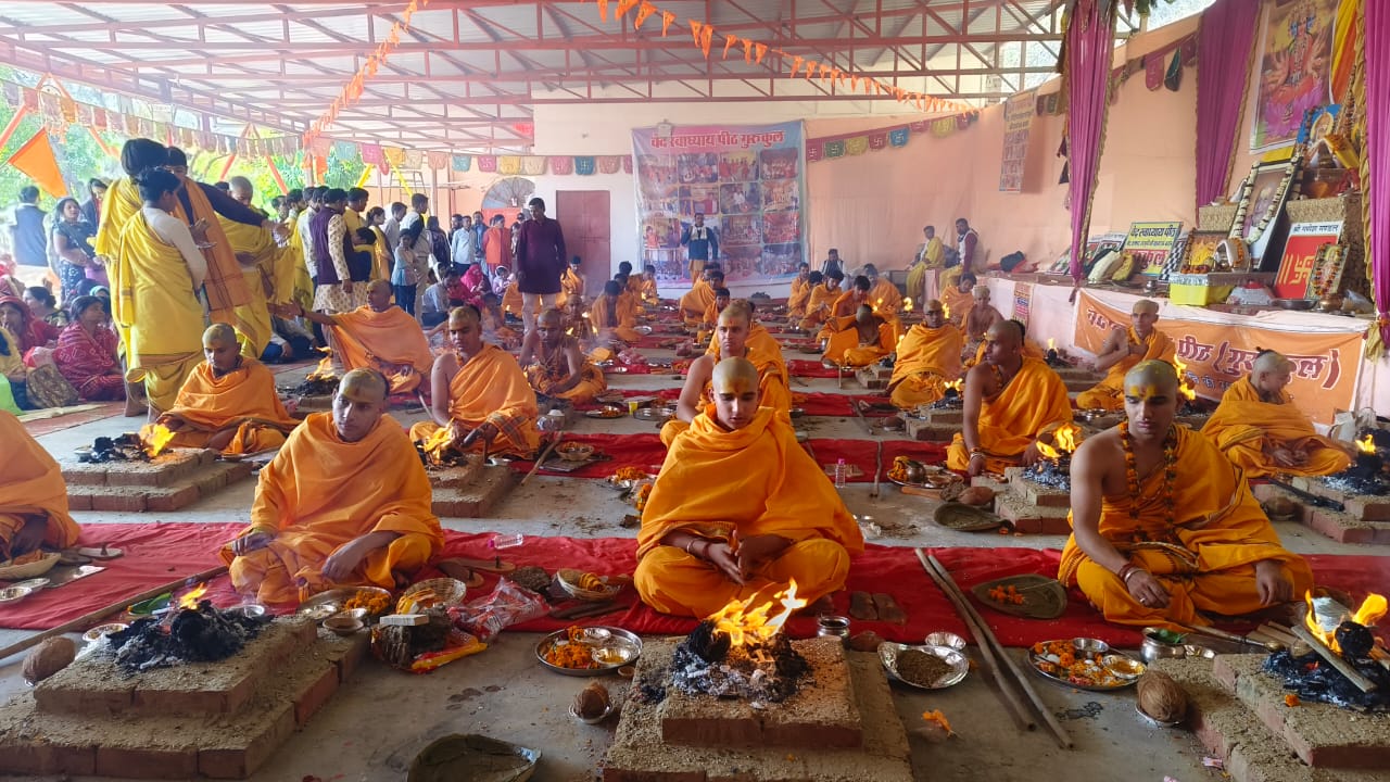 श्री नहर के गणेशजी मंदिर में हुआ 50 ब्राह्मण बालकों का यज्ञोपवीत संस्कार श्री नहर के गणेशजी मंदिर में हुआ 50 ब्राह्मण बालकों का यज्ञोपवीत संस्कार