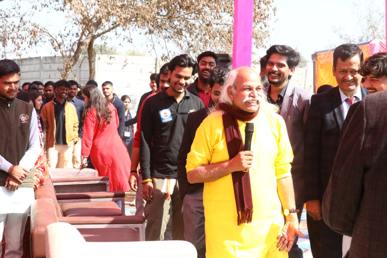 कार्यक्रम में उपस्थित विद्यार्थी एवं अतिथि कार्यक्रम में उपस्थित विद्यार्थी एवं अतिथि
