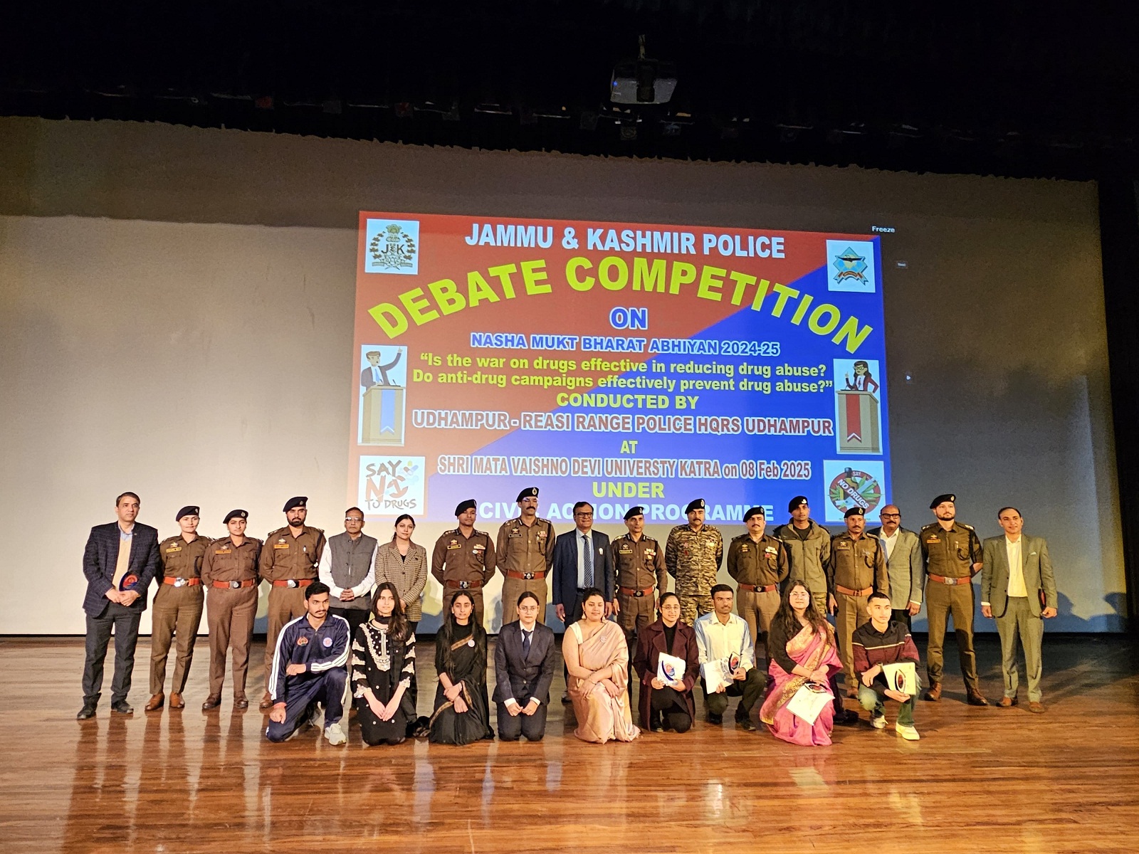 एसएमवीडीयू और जम्मू-कश्मीर पुलिस ने नशा मुक्त भारत अभियान के तहत नशा विरोधी जागरूकता अभियान चलाया एसएमवीडीयू और जम्मू-कश्मीर पुलिस ने नशा मुक्त भारत अभियान के तहत नशा विरोधी जागरूकता अभियान चलाया