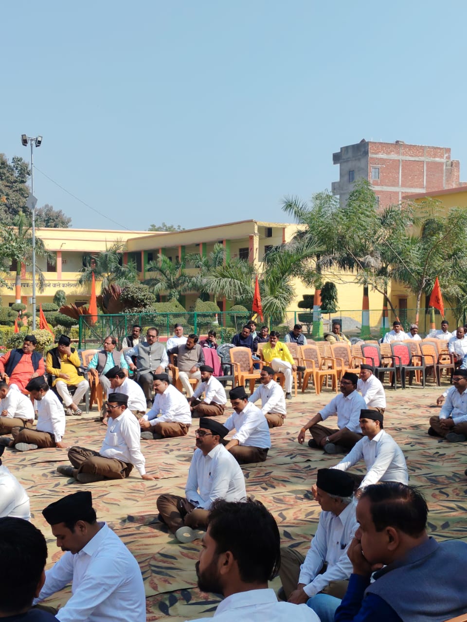 सभी स्वयंसेवक भारत को पुनः विश्व गुरु के पद पर आसीन करने के लिए कार्य करते  हैं: डॉ राकेश