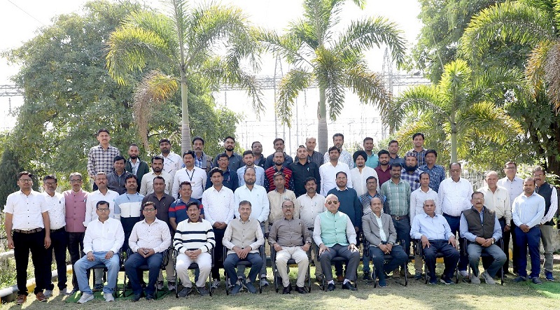 मप्रः ट्रांसमिशन लाइन मेंटेनेंस कर्मियों के लिये आयोजित हुई प्रदेश स्तरीय कार्यशाला मप्रः ट्रांसमिशन लाइन मेंटेनेंस कर्मियों के लिये आयोजित हुई प्रदेश स्तरीय कार्यशाला