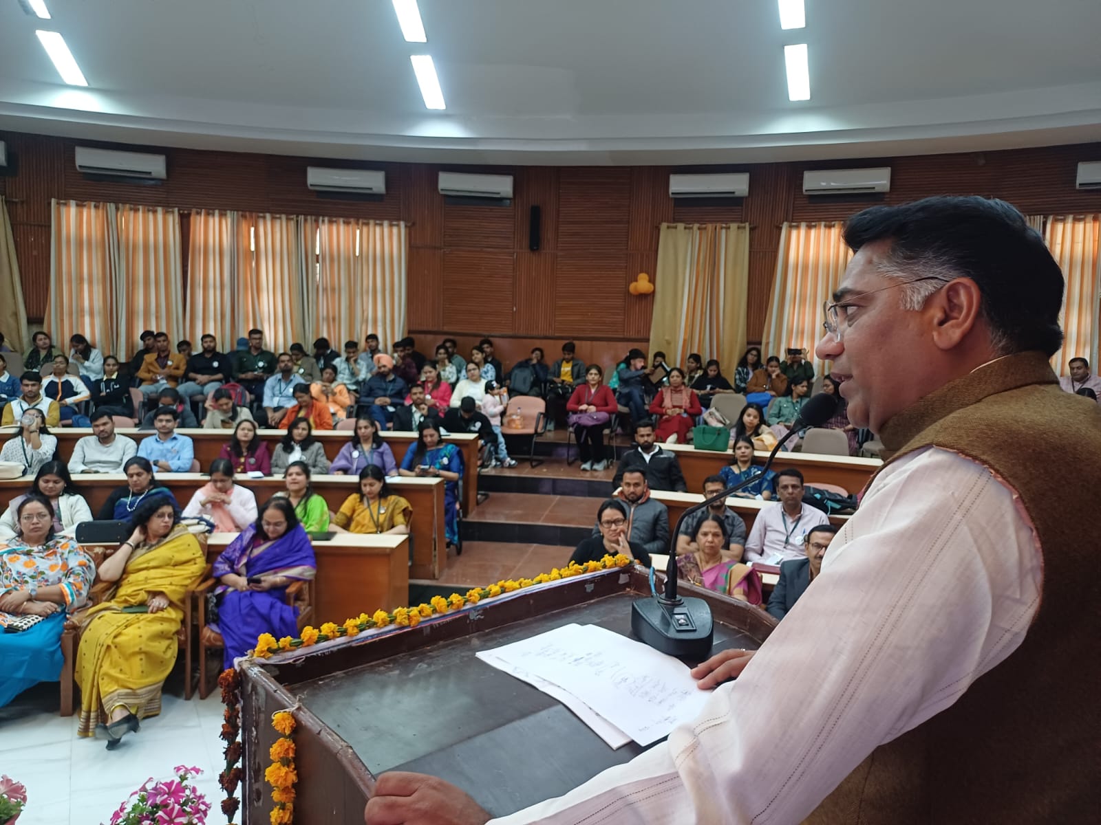 प्राचीन चिकित्सा पद्धतियां हमारी विरासत है : रावत प्राचीन चिकित्सा पद्धतियां हमारी विरासत है : रावत