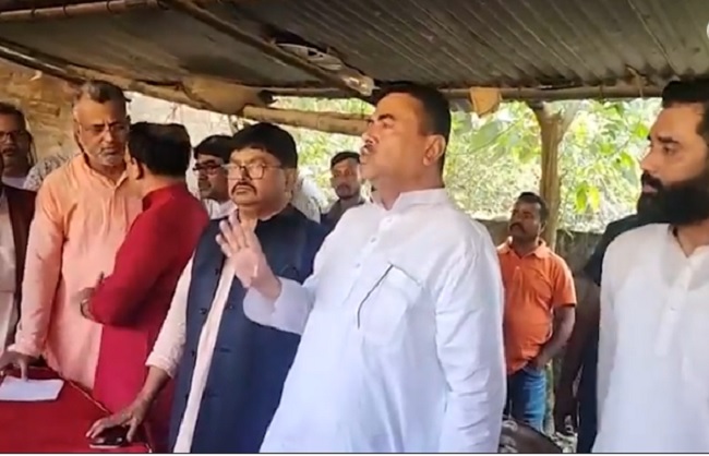 कल्याणी में विपक्षी नेता शुभेंदु अधिकारी कल्याणी में विपक्षी नेता शुभेंदु अधिकारी