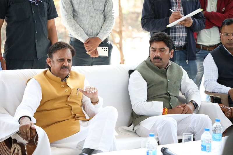 उप मुख्यमंत्री ने की बसामन मामा गौवन्य विहार के निर्माण कार्यों की समीक्षा की उप मुख्यमंत्री ने की बसामन मामा गौवन्य विहार के निर्माण कार्यों की समीक्षा की