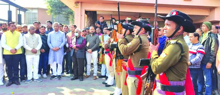 अंतिम विदाई के दौरान अंतिम विदाई के दौरान