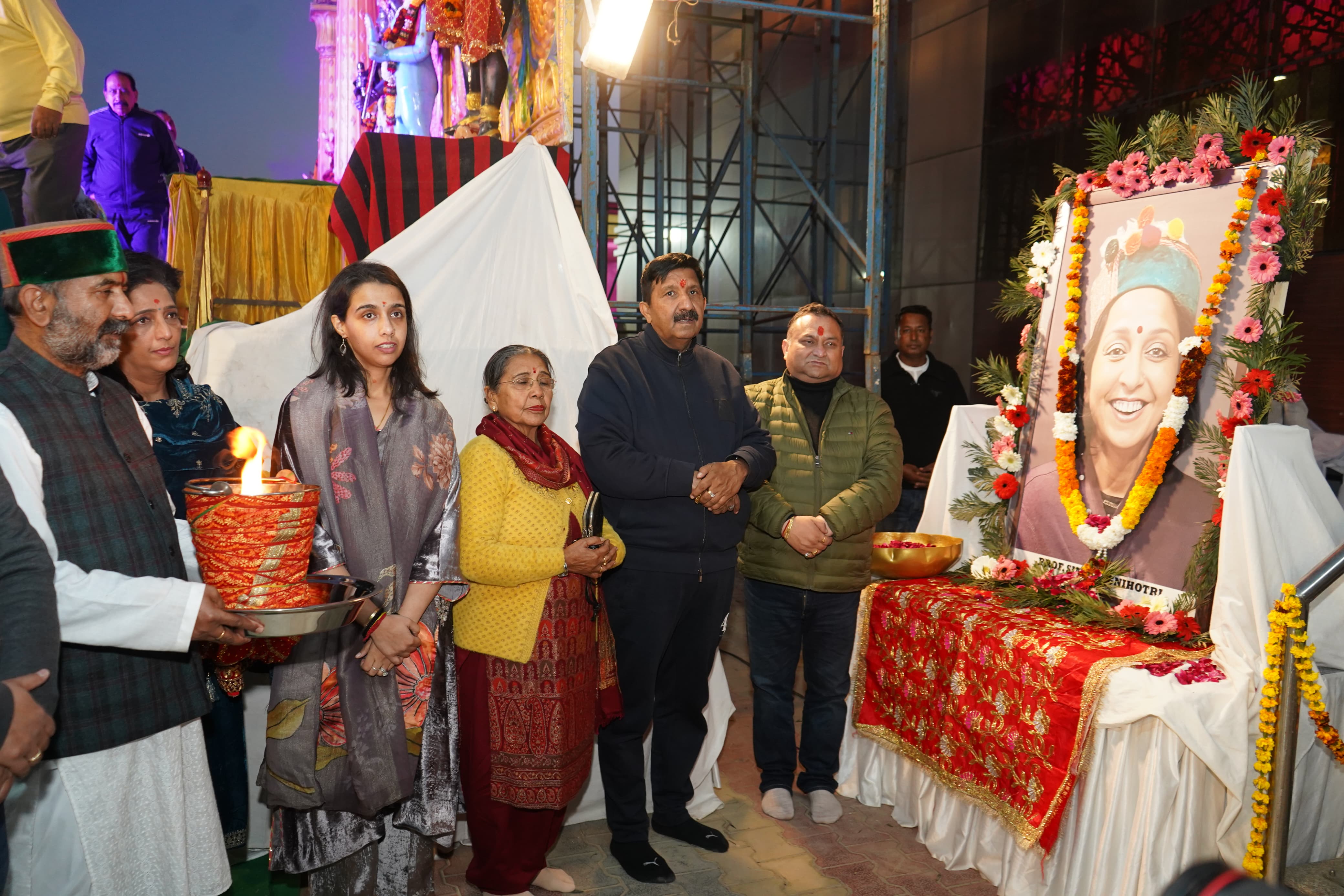 जागरण के दौरान। जागरण के दौरान।