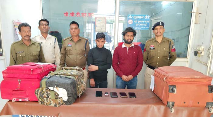 गिरफ्तार दाे आराेपित गिरफ्तार दाे आराेपित