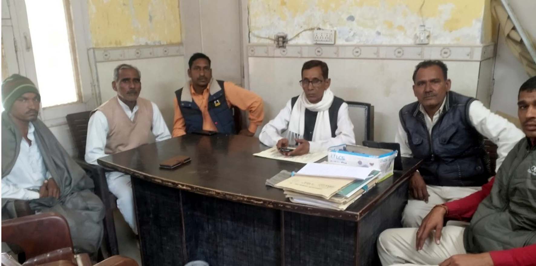 हरियाणा पब्लिक हेल्थ कर्मचारी संघ की बैठक में उपस्थित पदाधिकारी। हरियाणा पब्लिक हेल्थ कर्मचारी संघ की बैठक में उपस्थित पदाधिकारी।