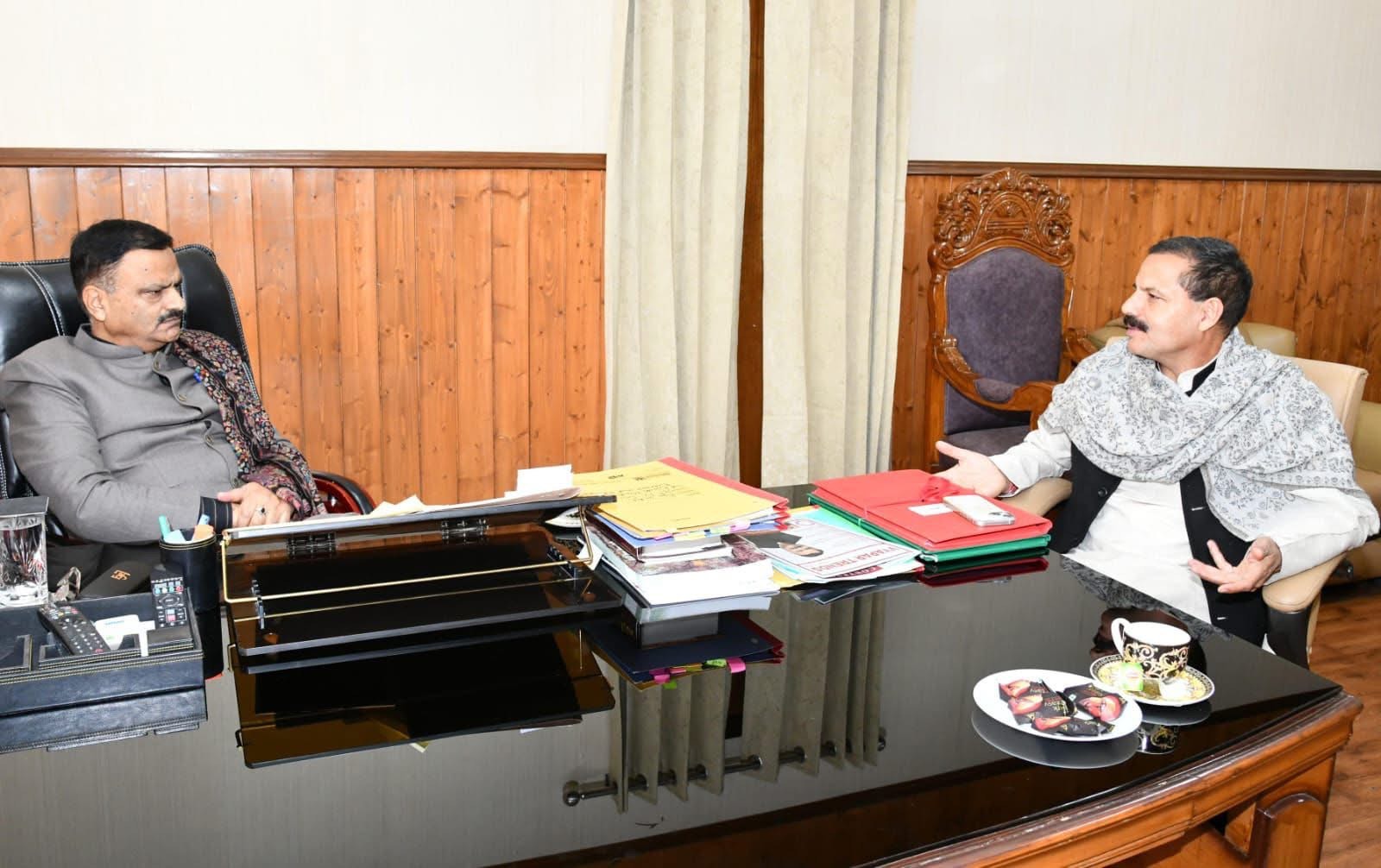 पेयजल संकट के समाधान हेतु विधायक मनकोटिया सक्रिय पेयजल संकट के समाधान हेतु विधायक मनकोटिया सक्रिय