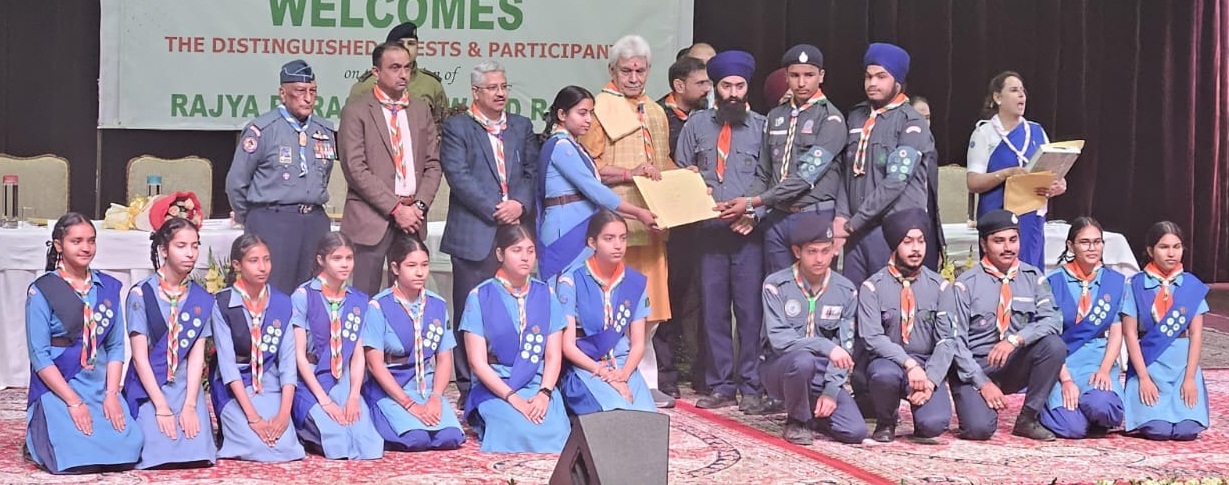 एपीएस मीरां साहिब के छात्र स्काउटिंग और गाइडिंग में उत्कृष्ट उपलब्धियों के लिए राज्य पुरस्कार से सम्मानित एपीएस मीरां साहिब के छात्र स्काउटिंग और गाइडिंग में उत्कृष्ट उपलब्धियों के लिए राज्य पुरस्कार से सम्मानित