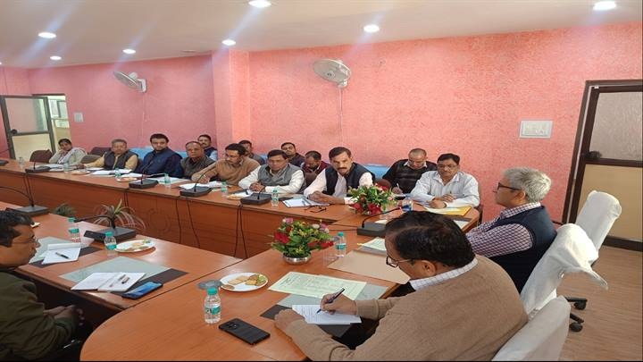 मेले की विभिन्न गतिविधियों के लिये नियुक्त प्रभारी अधिकारियों की बैठक मेले की विभिन्न गतिविधियों के लिये नियुक्त प्रभारी अधिकारियों की बैठक