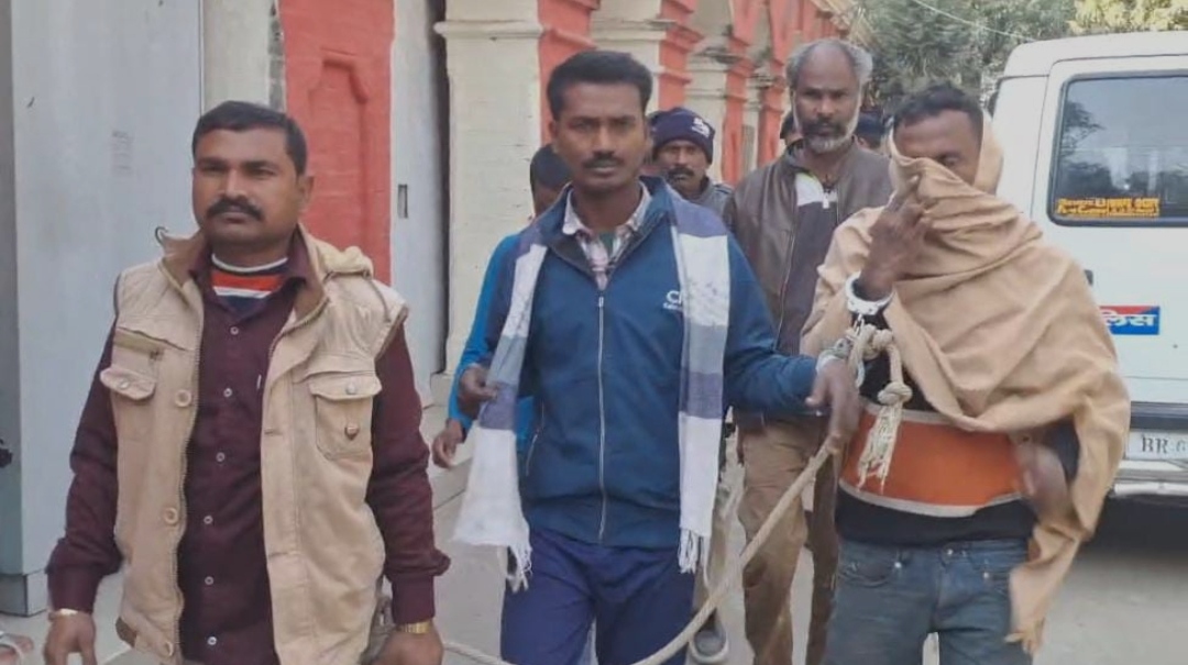 जानकारी देते सिटी एसपी जानकारी देते सिटी एसपी