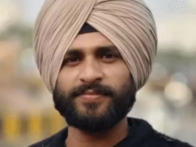 फायरिंग में मनजीत सिंह की मौत हो गई। फायरिंग में मनजीत सिंह की मौत हो गई।