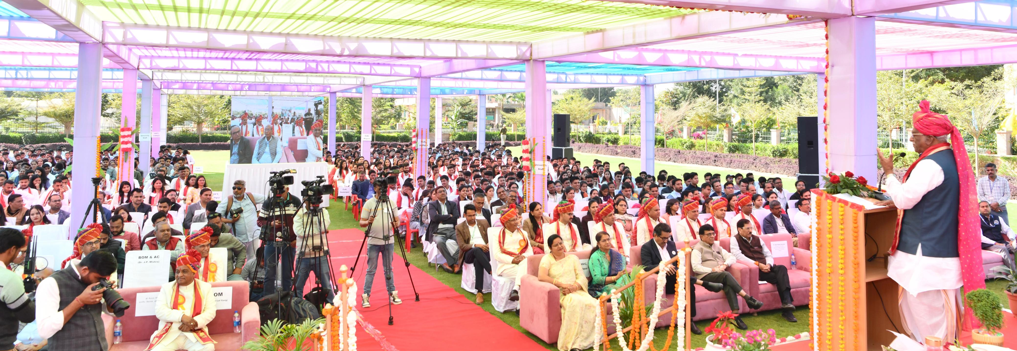 प्राकृतिक खेती को बढ़ावा देने के प्रयास जरूरी : राज्यपाल