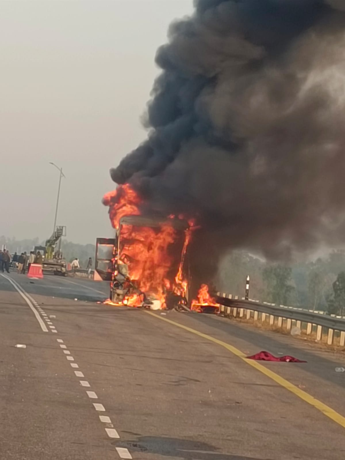 घटनास्थल की फोटो घटनास्थल की फोटो