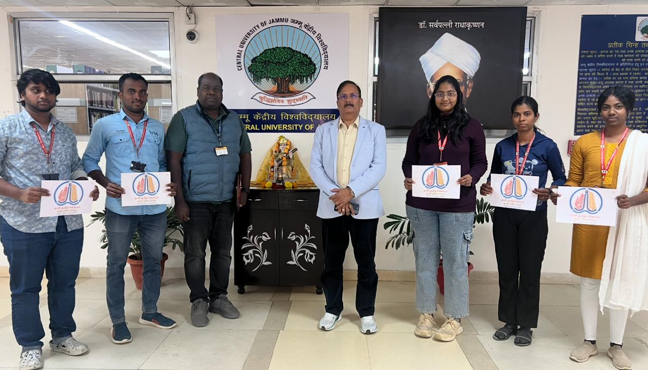 जम्मू केंद्रीय विश्वविद्यालय ने तमिल मूल के छात्रों को काशी तमिल संगमम के लिए रवाना किया