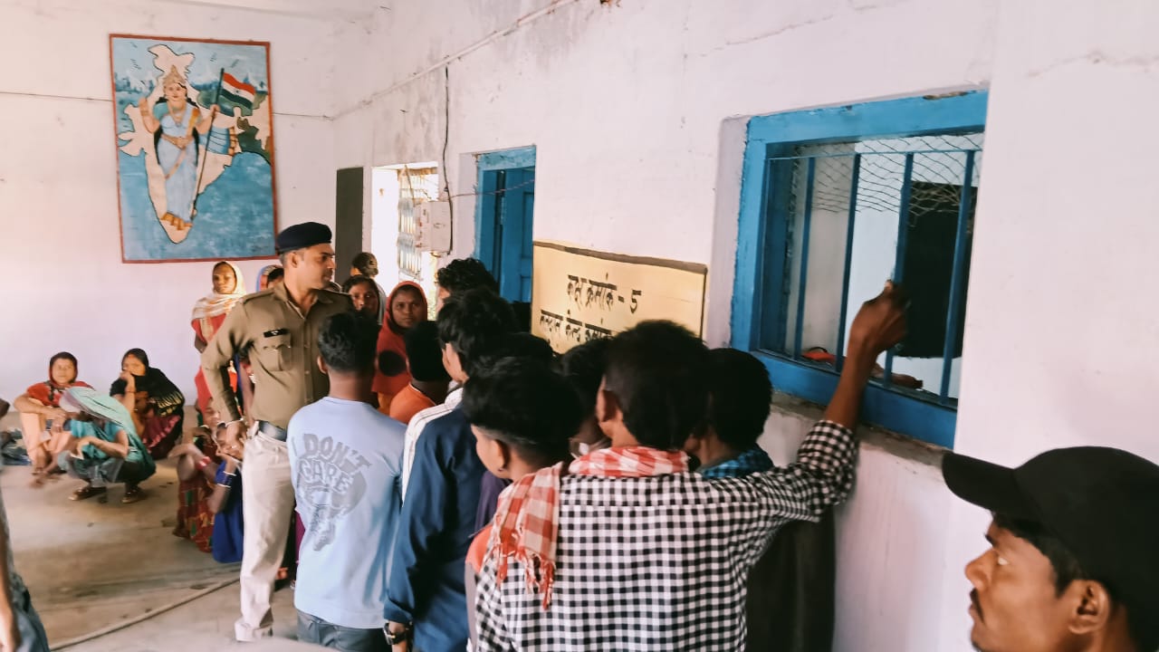 त्रिस्तरीय पंचायत चुनाव : कोरबा जिले में शान्ति पूर्ण ढंग से सम्पन्न हुआ पहले चरण का मतदान त्रिस्तरीय पंचायत चुनाव : कोरबा जिले में शान्ति पूर्ण ढंग से सम्पन्न हुआ पहले चरण का मतदान