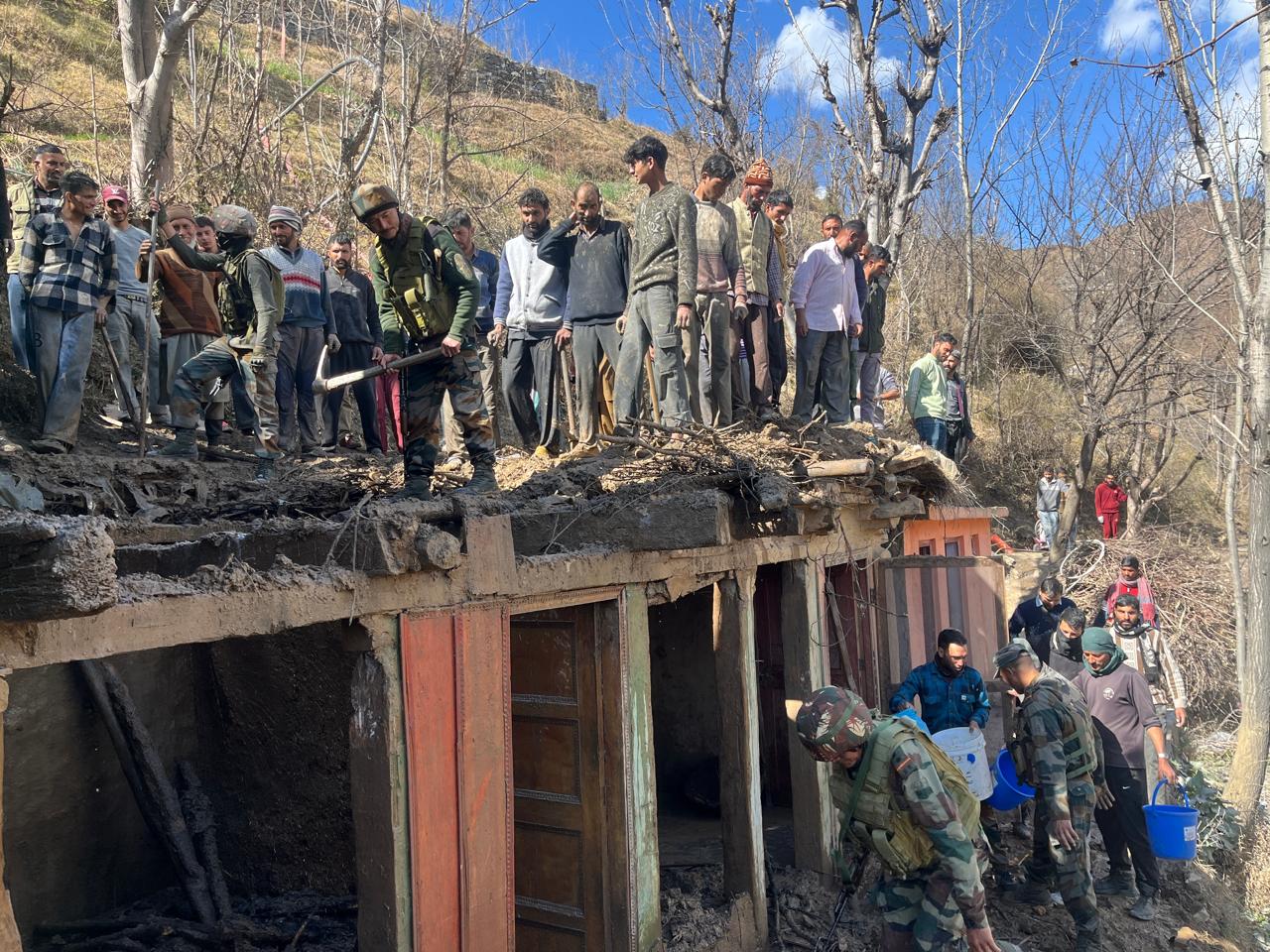 राजौरी के केवल टॉप में आग लगने की घटना : त्वरित प्रतिक्रिया से पशुधन और संपत्ति को बचाया