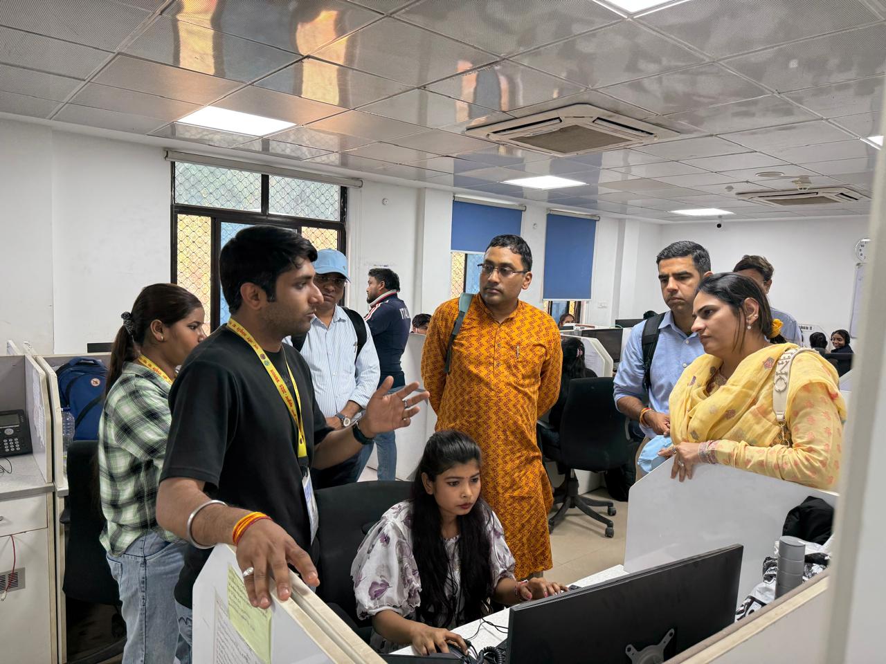 नासिक टीम ने महाकुंभ 2025 की योजना का अध्ययन किया नासिक टीम ने महाकुंभ 2025 की योजना का अध्ययन किया