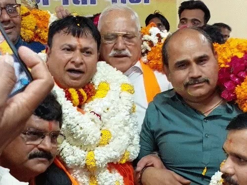 अमित गोयल बने सर्वसम्मति से जयपुर शहर बीजेपी जिला अध्यक्ष अमित गोयल बने सर्वसम्मति से जयपुर शहर बीजेपी जिला अध्यक्ष