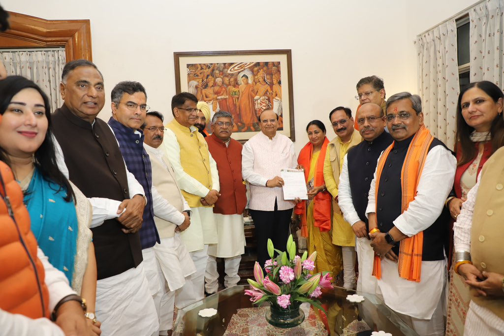 Rekha Gupta stake claim to form government Rekha Gupta stake claim to form government