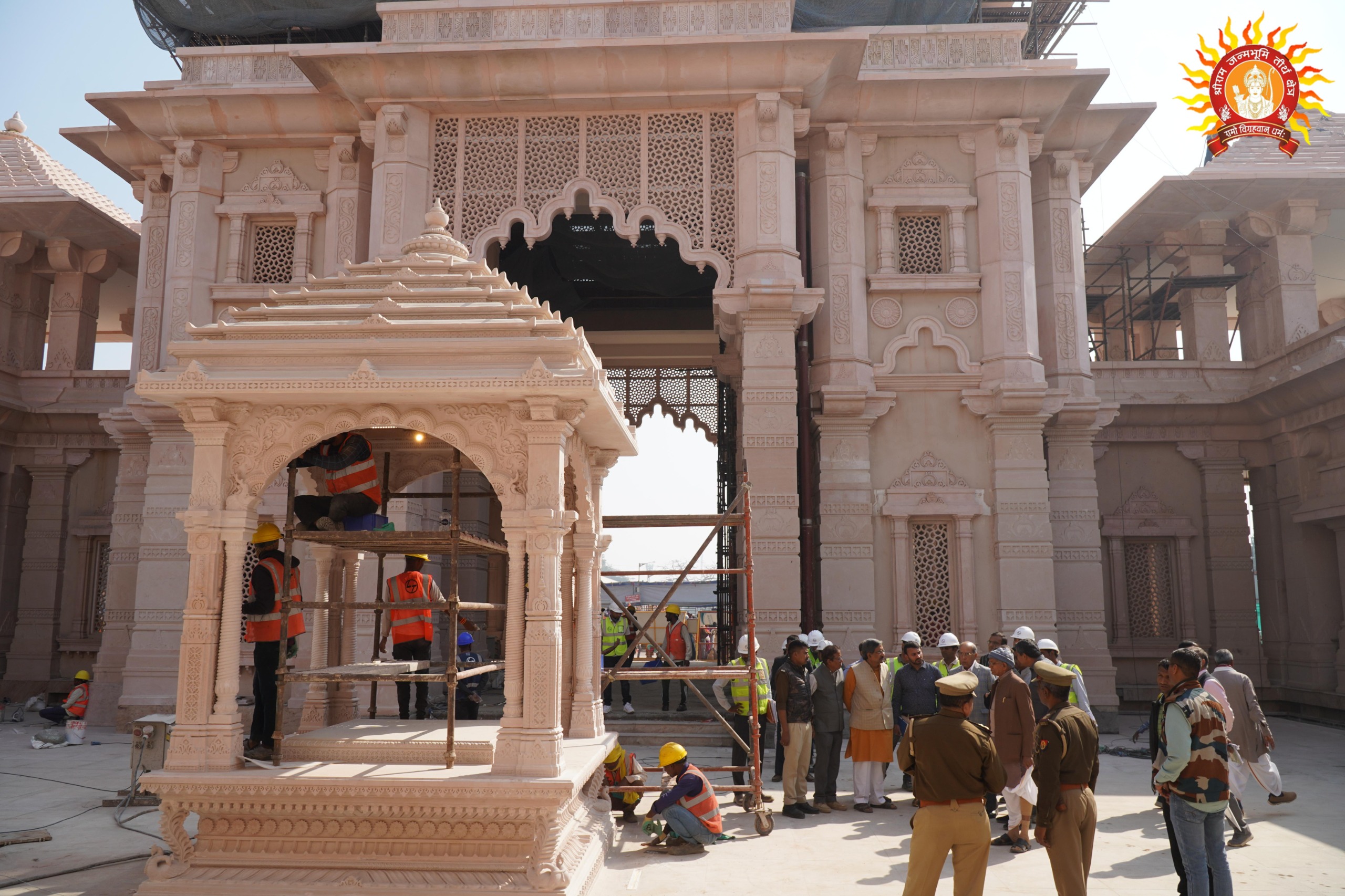 श्रीराम जन्मभूमि मन्दिर निर्माण समिति के चेयरमैन श्रीराम जन्मभूमि मन्दिर निर्माण समिति के चेयरमैन