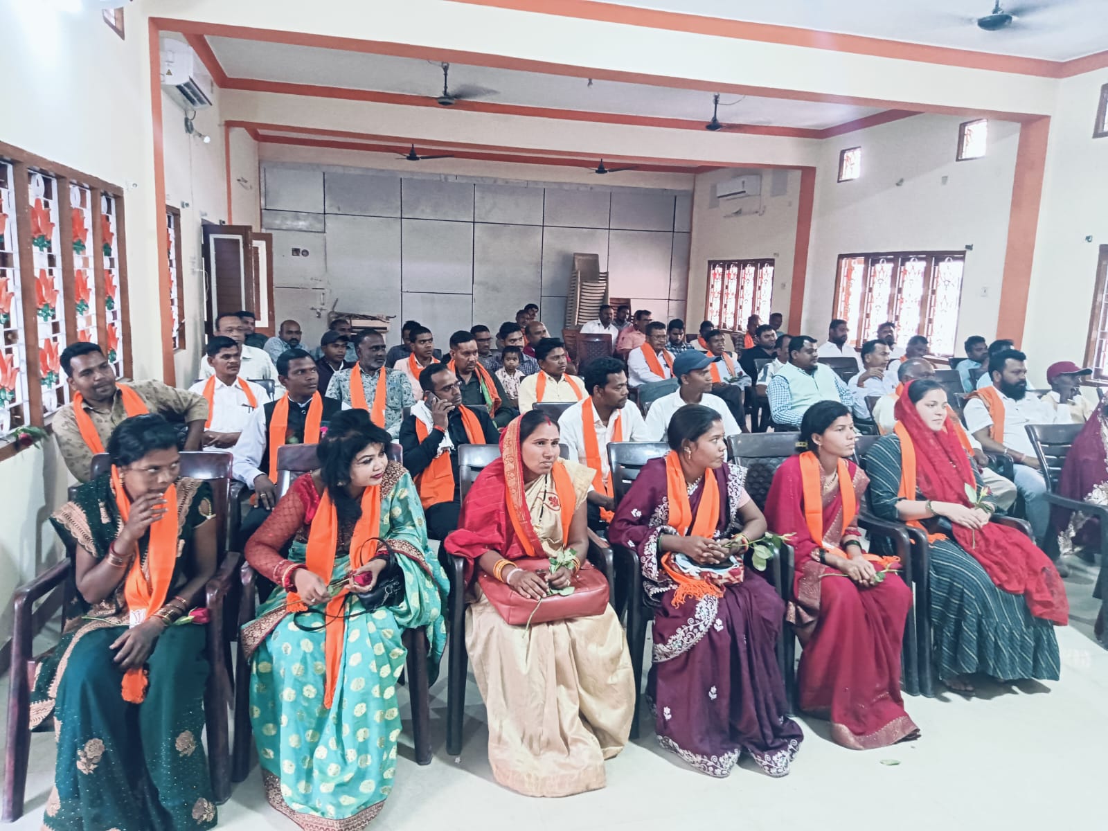 जनपद पंचायत कोरबा व करतला के नव निर्वाचित सदस्यों का भाजपा कार्यालय में किया गया भव्य स्वागत जनपद पंचायत कोरबा व करतला के नव निर्वाचित सदस्यों का भाजपा कार्यालय में किया गया भव्य स्वागत