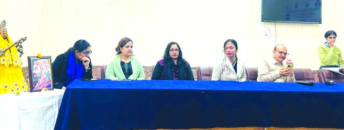 कार्यक्रम के दौरान कार्यक्रम के दौरान