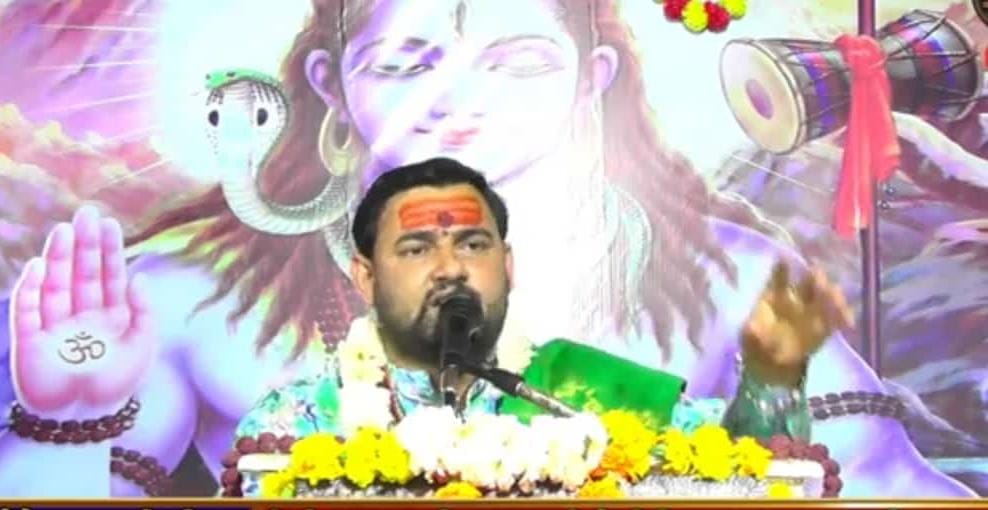 रुद्राक्ष ,भस्म और शिव का नाम ही त्रिवेणी है रुद्राक्ष ,भस्म और शिव का नाम ही त्रिवेणी है