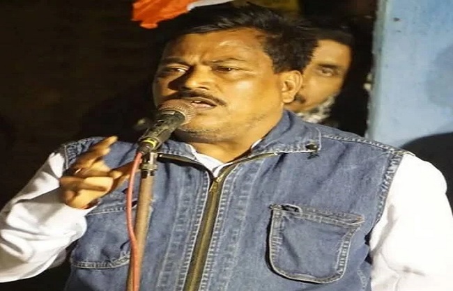 पानीहाटी नगरपालिका के पार्षद तारक गुहा पानीहाटी नगरपालिका के पार्षद तारक गुहा