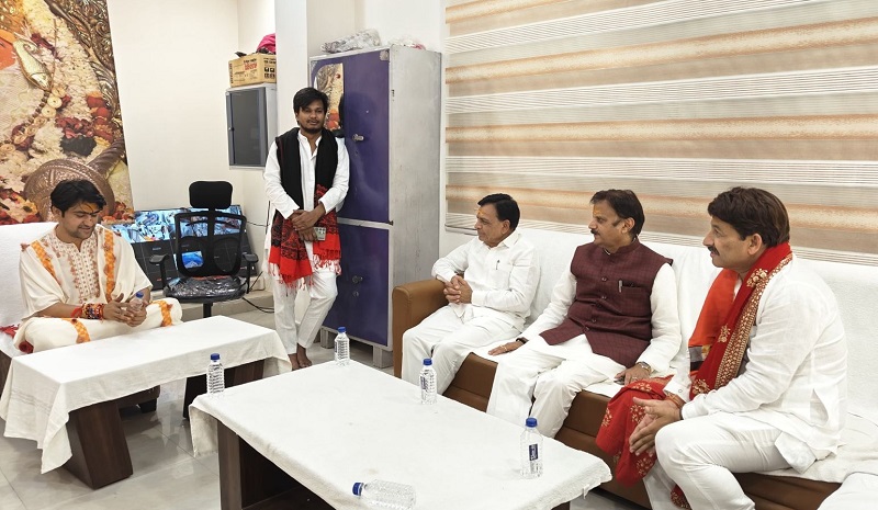 उप मुख्यमंत्री द्वय ने किया कार्यक्रम की तैयारियों का निरीक्षण उप मुख्यमंत्री द्वय ने किया कार्यक्रम की तैयारियों का निरीक्षण