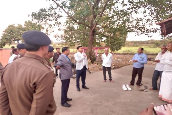 कलेक्टर- एसपी ने शिव मंदिरों तथा मेला स्थलों का किया भ्रमण कलेक्टर- एसपी ने शिव मंदिरों तथा मेला स्थलों का किया भ्रमण