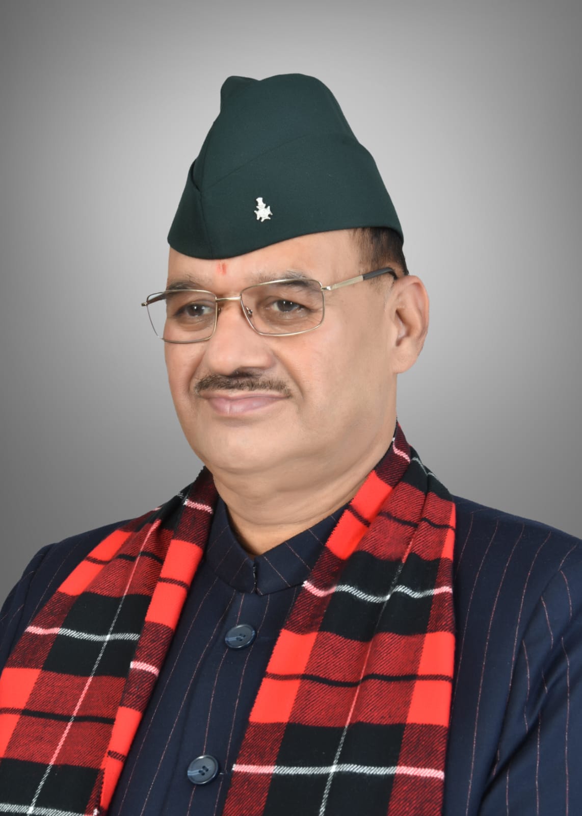 सैनिक कल्याण मंत्री गणेश जोशी। सैनिक कल्याण मंत्री गणेश जोशी।